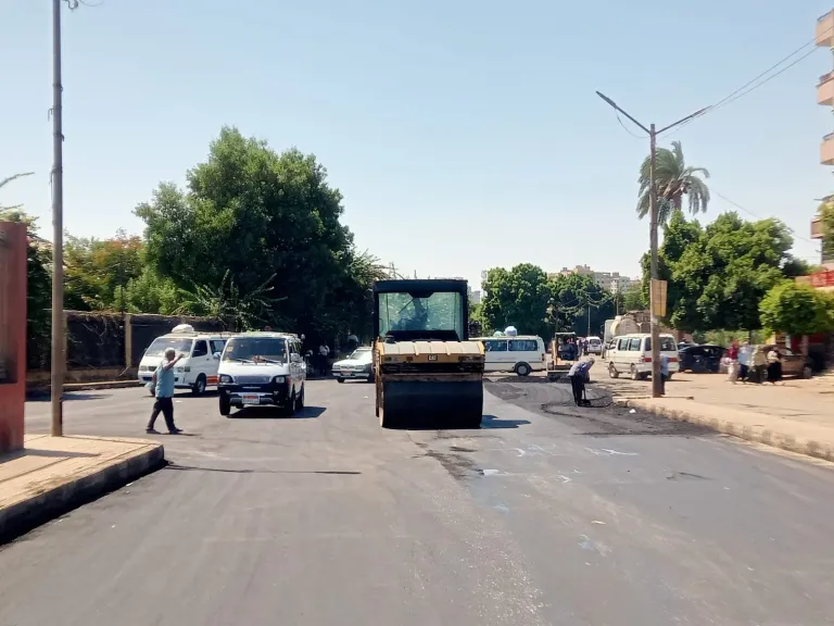 جانب من متابعه 