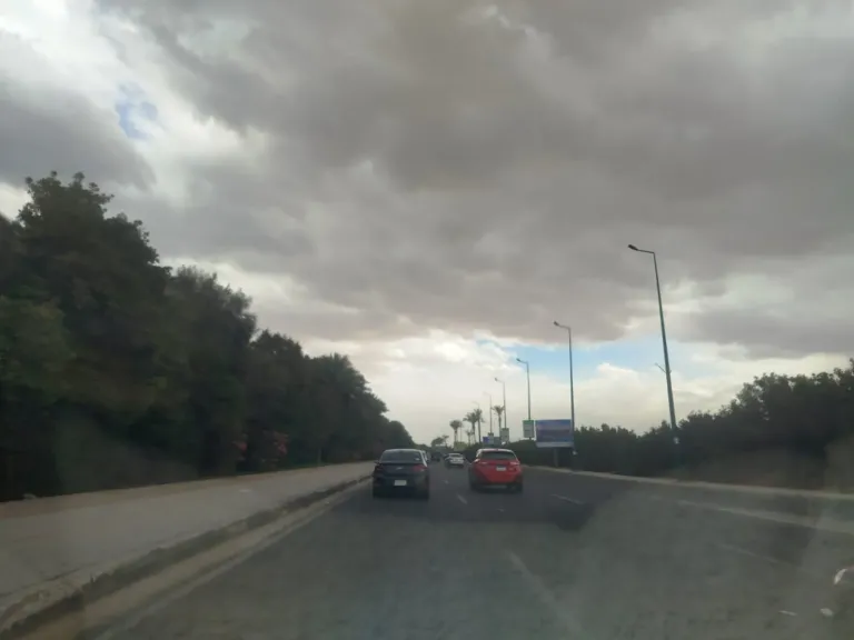 أمطار خفيفة