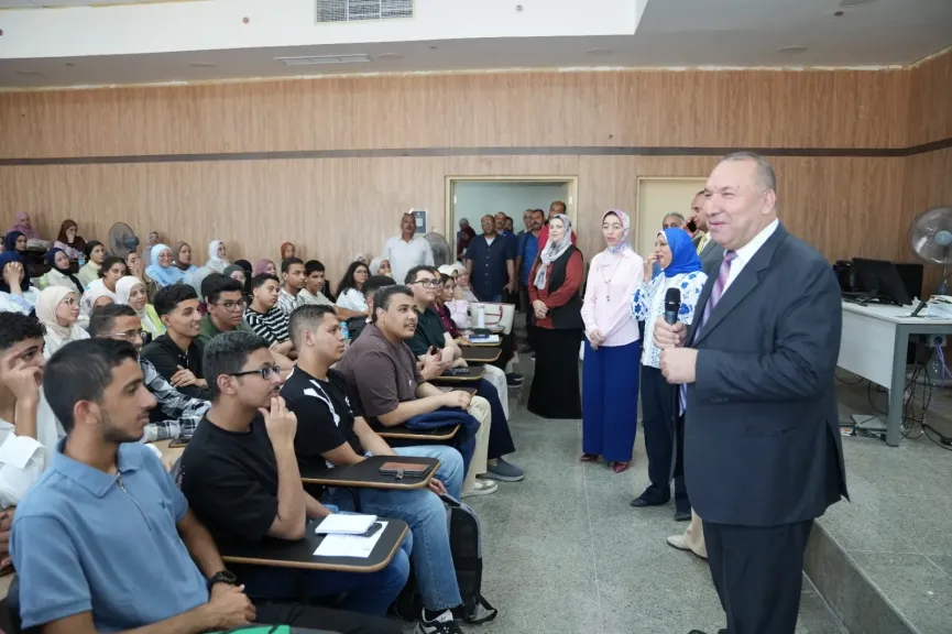 رئيس جامعة 