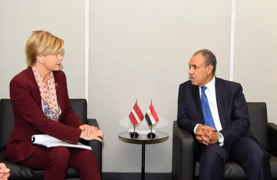 وزير الخارجية نظيرته اللاتفية على هامش أعمال الجمعية العامة للأمم المتحدة 