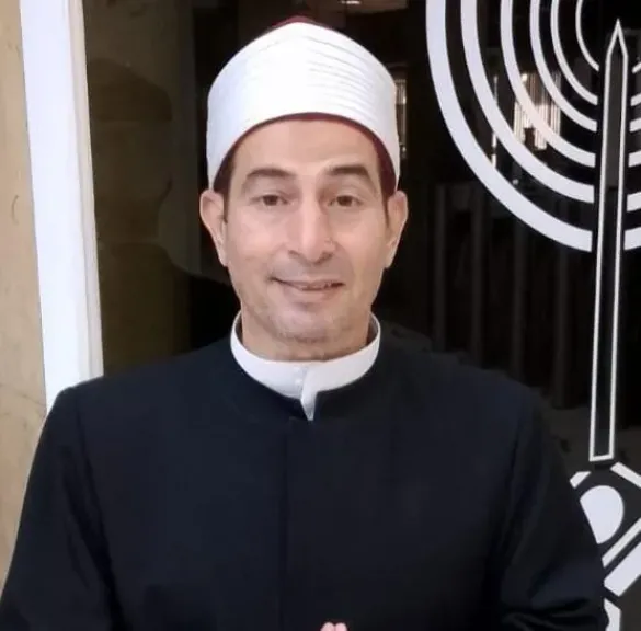 الدكتور الكاتب