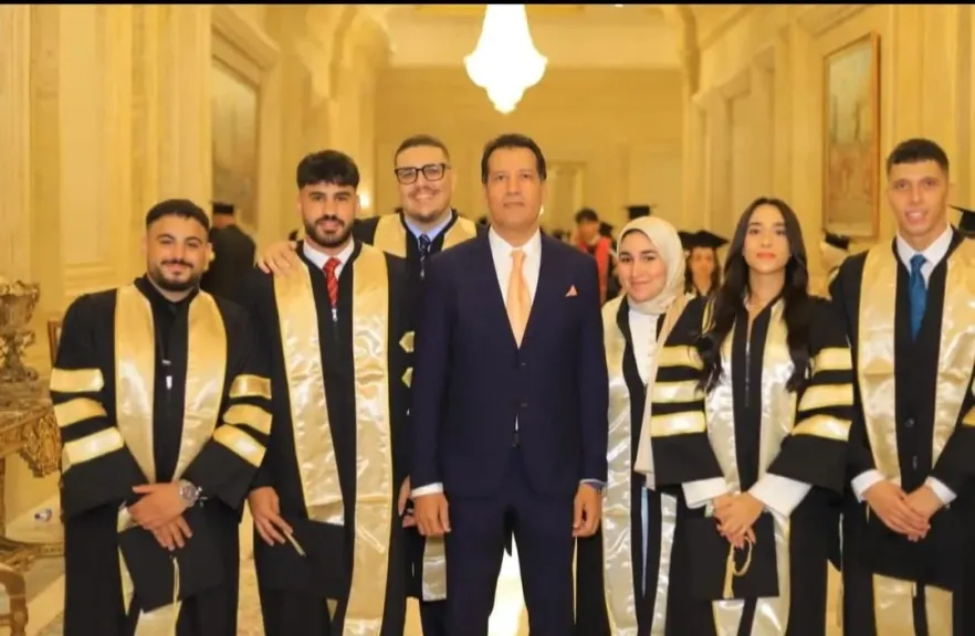 خلال الحفل 