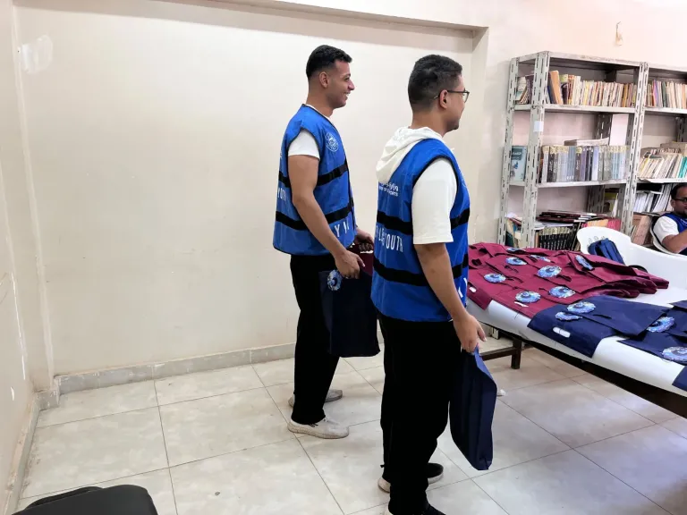 جانب من متابعه 