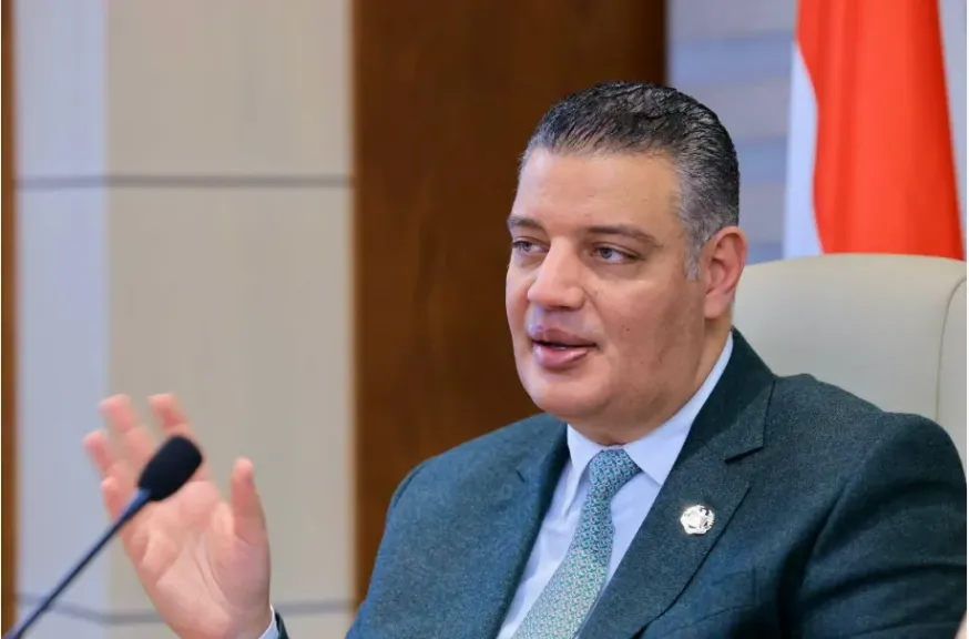 ايمن عبد الموجود