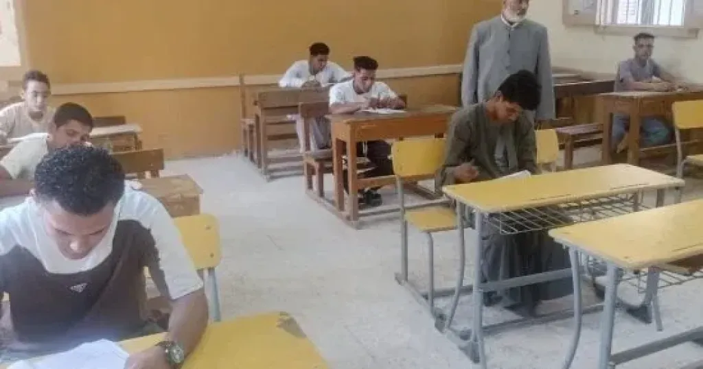 امتحانات الشهادة الإعدادية