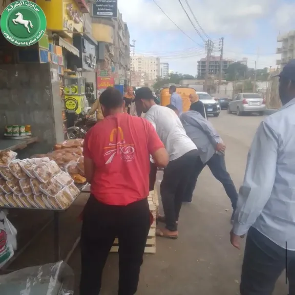 جانب من الاعمال بالطرق 