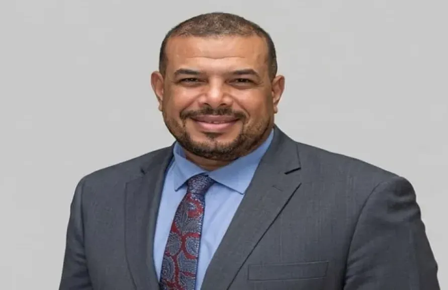 الدكتور عارف الشمندي