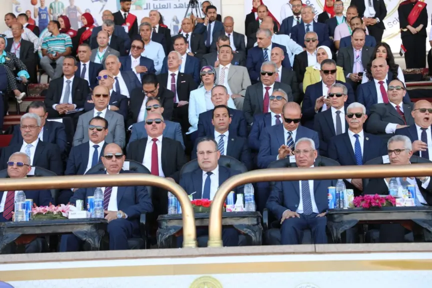 وزير التعليم العالي ومحافظ المنيا يفتتحون أسبوع شباب الجامعات والمعاهد العليا