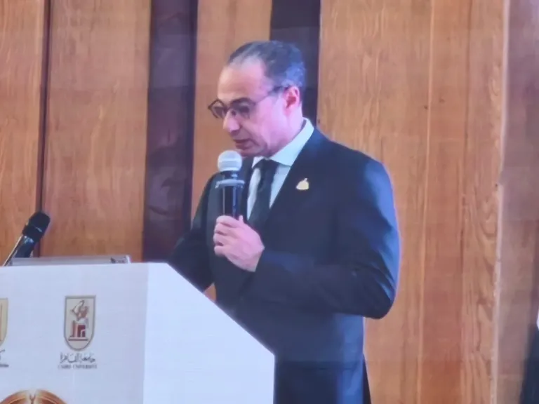الدكتور شريف باشا