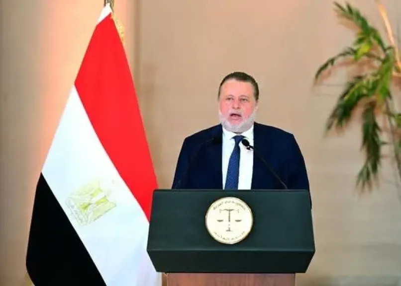 حسن عبد الله محافظ البنك المركزي