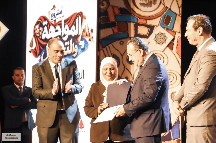 عروض مسرح «المواجهة والتجوال» 