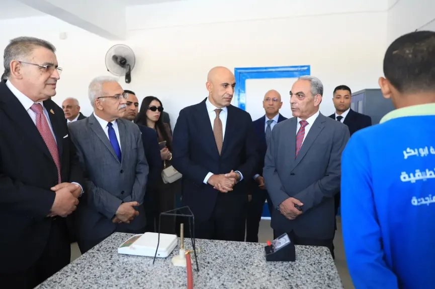 افتتاح مدرسة للتكنولوجيا التطبيقية والغاز والطاقة المتجددة بمدينة فايد بحضور وزير التعليم