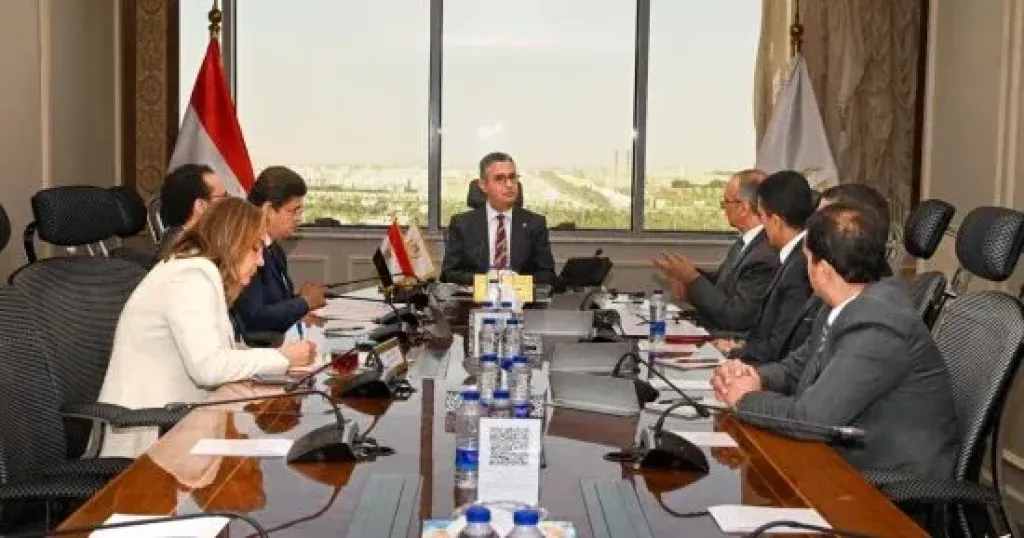وزير التموين 