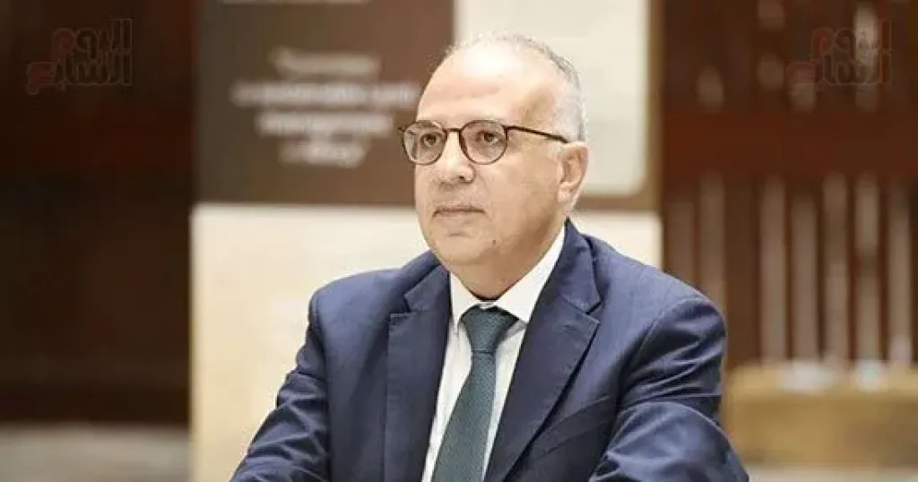 وزير الري 