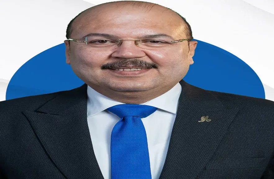 النائب ميشيل الجمل، عضو لجنة الصناعة والتجارة بمجلس الشيوخ
