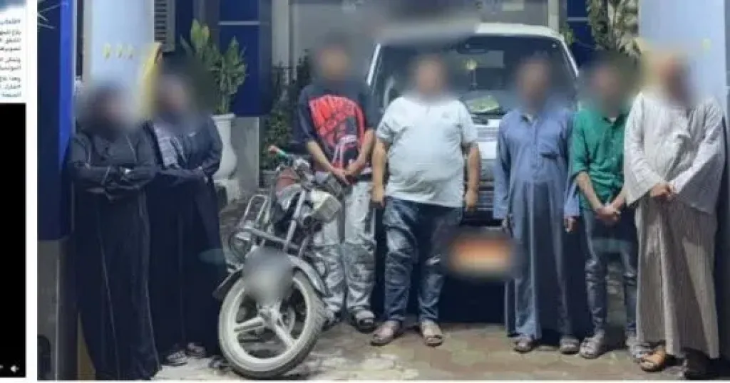 المتهمين 