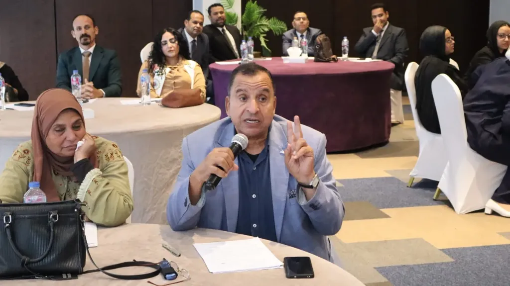 مائدة الحوار المستديرة