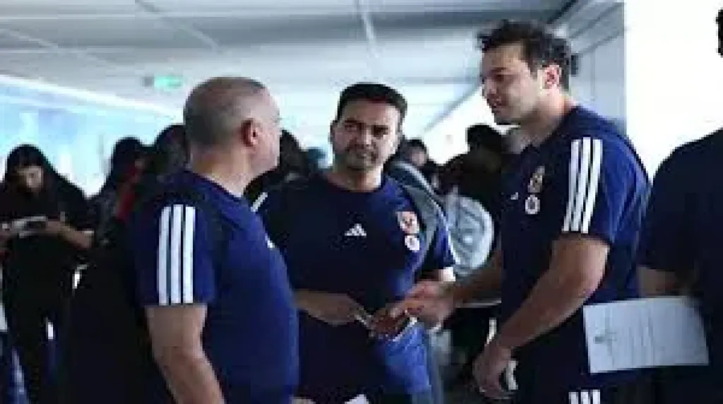 يد الاهلى