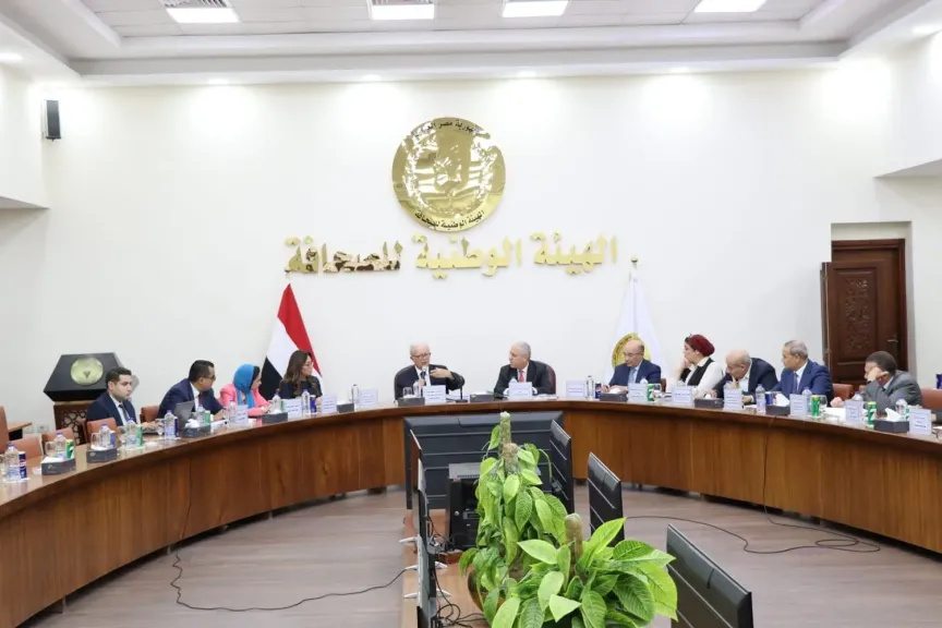 لقاء الدكتور حسين عيسى نائب رئيس مجلس الوزراء مع قيادات الهيئة الوطنية للصحافة