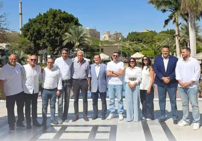 قائمة أشرف محرم 