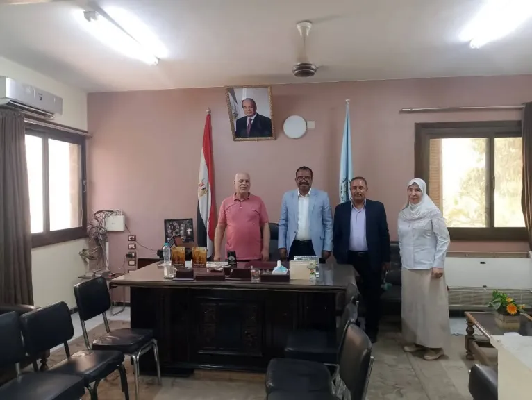 جانب من متابعة 