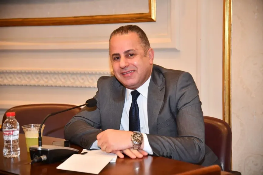 الدكتور معروف عبد الواحد نائب رئيس الإدارة المركزية للمراسم بمجلس الشيوخ