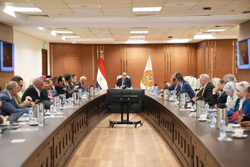 وزير العمل يترأس اجتماع المجلس الأعلى للتشاور الاجتماعي