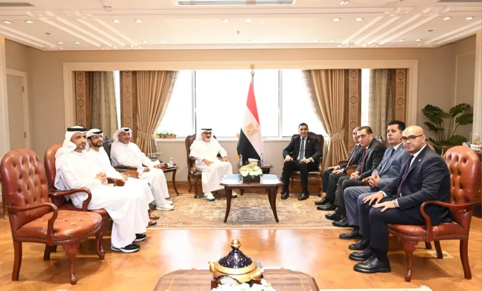 وزير الشباب والرياضة يستقبل وفد مجلس أبوظبي الرياضي 