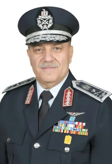 الفريق عمرو عبد الرحمن صقر