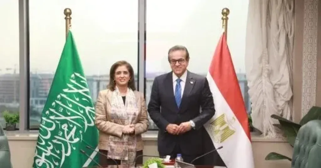 خالد عبد الغفار وزير الصحة