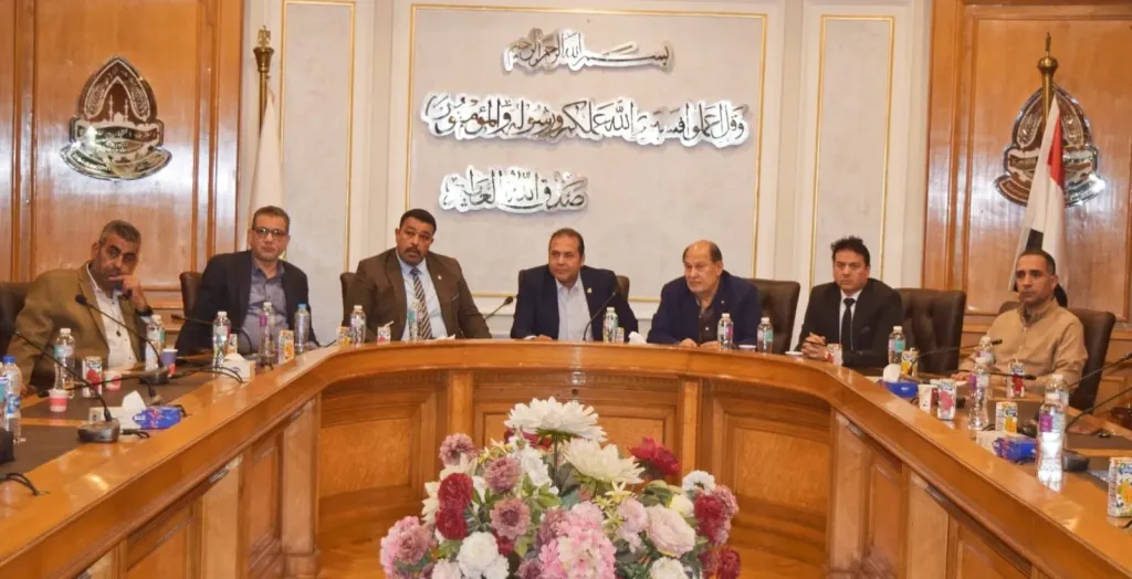 غرفة القاهرة