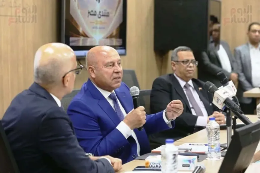 جانب من متابعة 