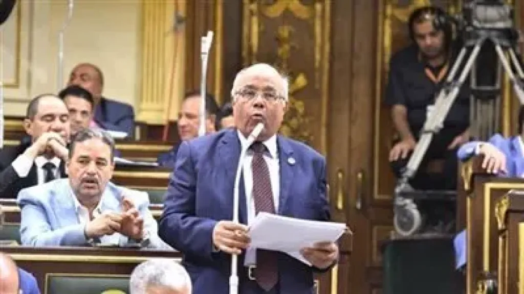 النائب محمد عطية الفيومي، رئيس لجنة الإسكان بمجلس النواب
