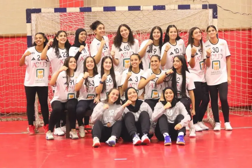 منتخب الناشئات