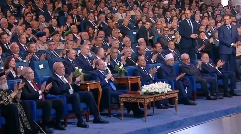 السيد الرئيس عبد الفتاح السيسي خلال افتتاح أعمال منتدى مصر ٢٠٢٦