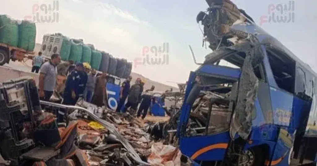 حادث تصادم طريق أسيوط الغربي