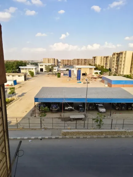 استغاثة إلى رئيس الوزراء ووزيرة الإسكان.. عمارات 247 بحدائق أكتوبر تغرق في الإهمال والضوضاء.. والأهالي يطالبون بالتدخل 