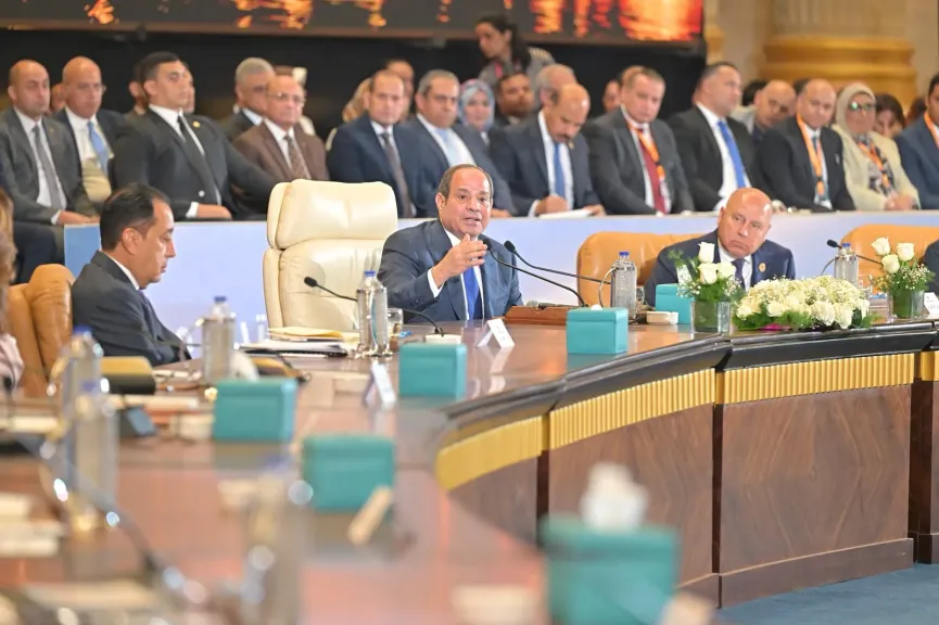  السيد الرئيس السيسي يشارك في جلسة التنمية الحضرية والعمرانية بمنتدى مصر 2026