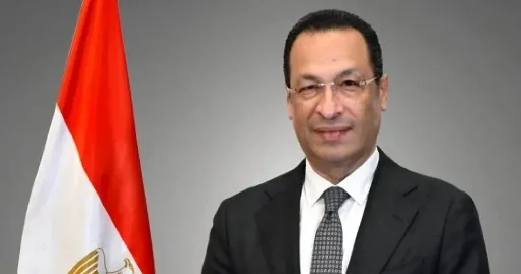 وزير الاتصالات وتكنولوجيا المعلومات رافت هندي 