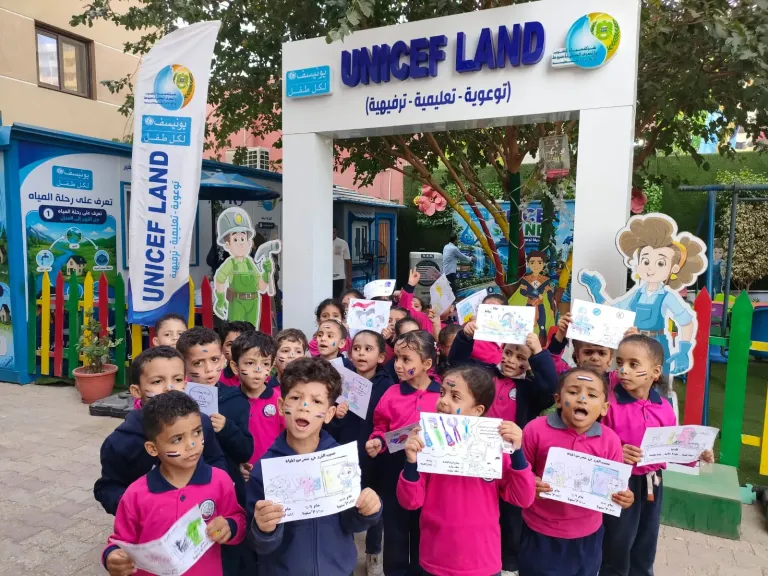 جانب من متابعة 