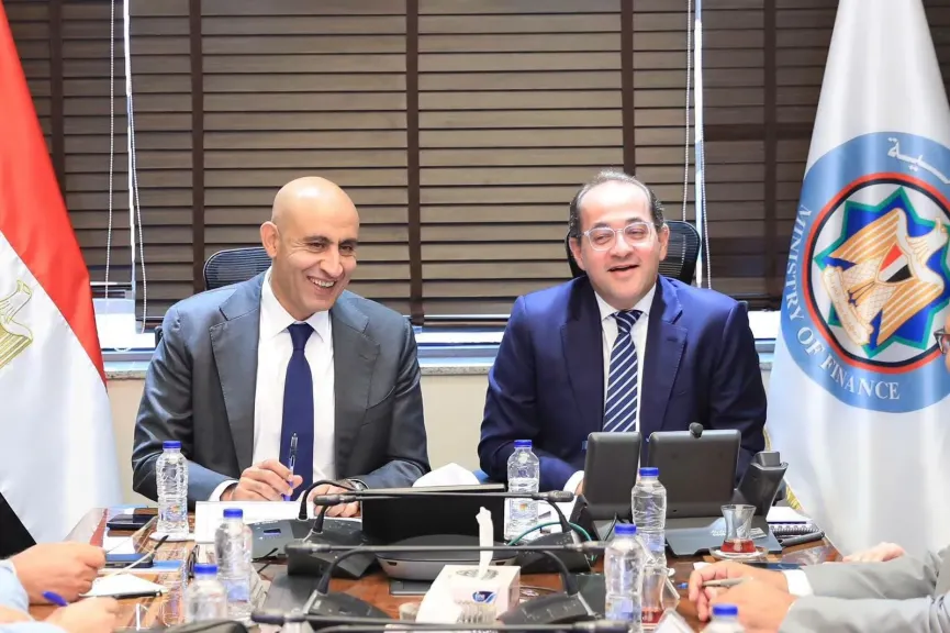 أحمد كجوك، وزير المالية، مع الوزير محمد عبد اللطيف - أرشيفية