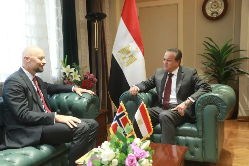وزير الصحة يستقبل السفير النرويجي