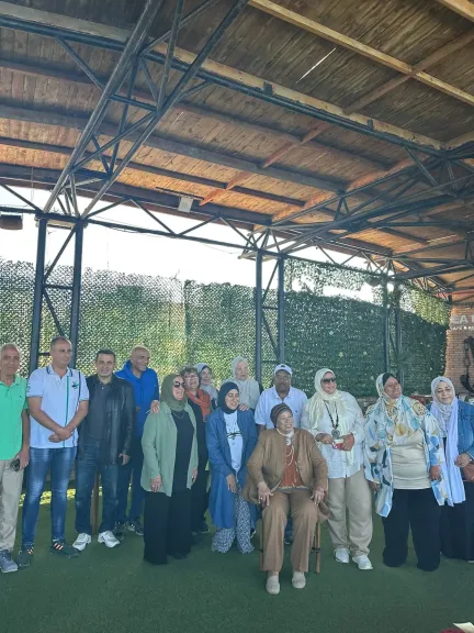 رواد النادي الأهلي في رحلة بحرية