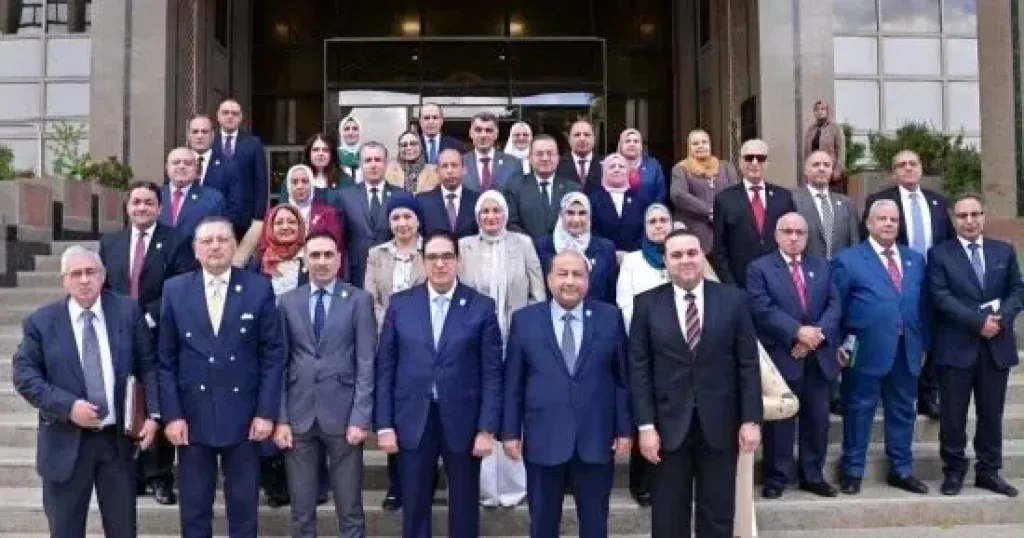 جامعة القاهرة