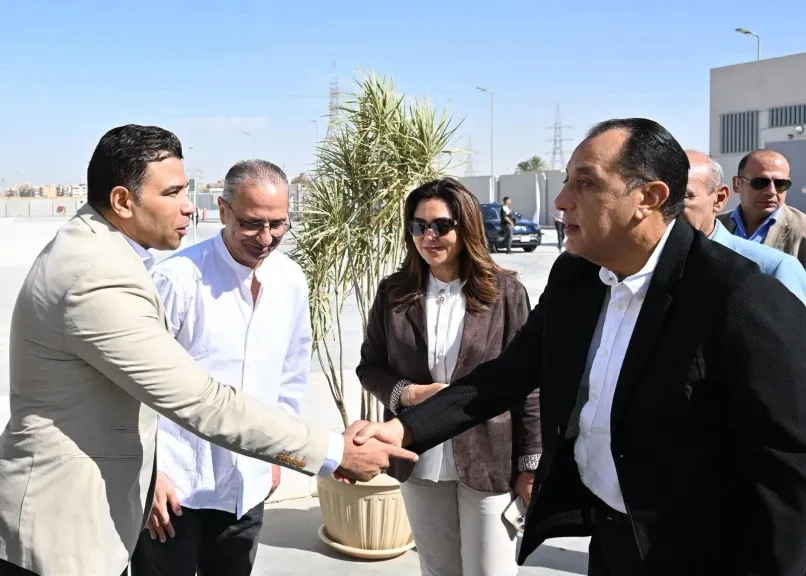جولة رئيس الوزراء بالسويس