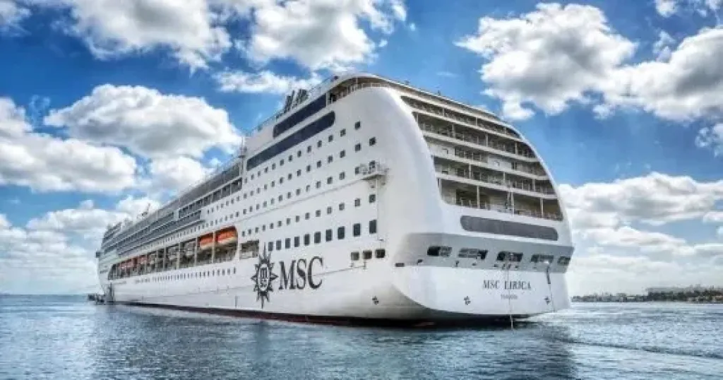 السفينة السياحية MSC LIRICA