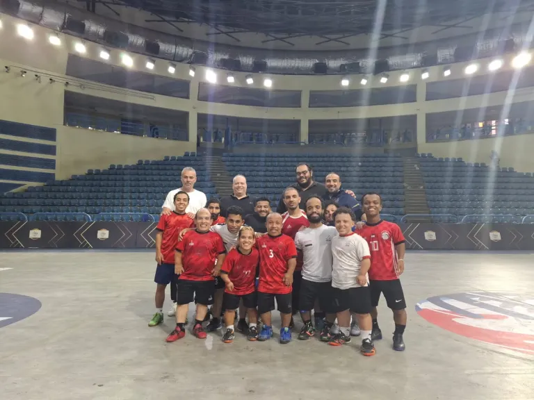 منتخب قصار القامة