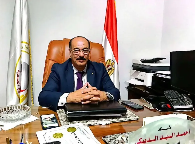أحمد السيد الدبيكي