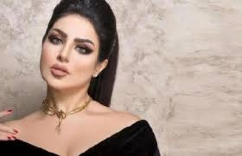 حليمة بولند