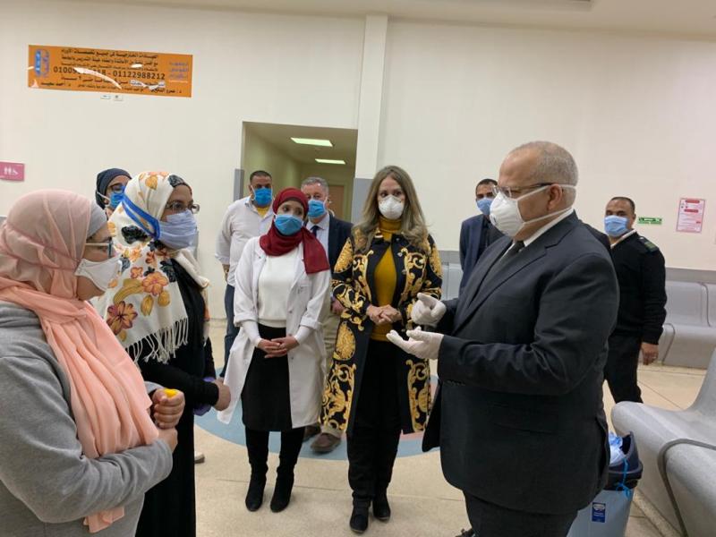 مستشفيات جامعة القاهرة
